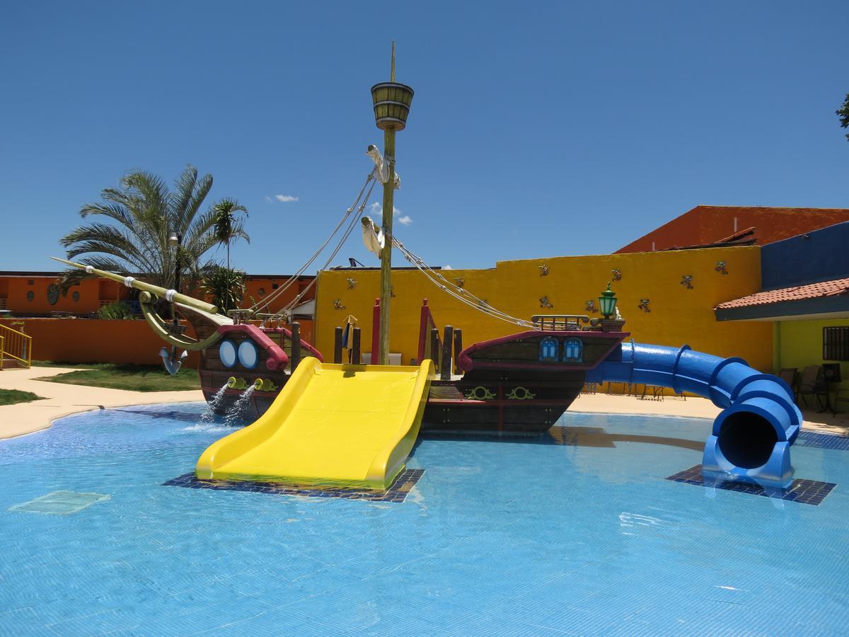 Hotel La Hacienda 圣地亚哥 外观 照片