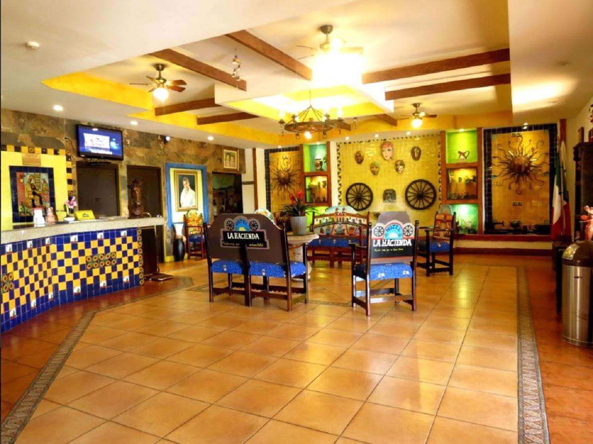 Hotel La Hacienda 圣地亚哥 外观 照片